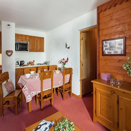 Savoyard Charm W Pool Appartement Valfrejus